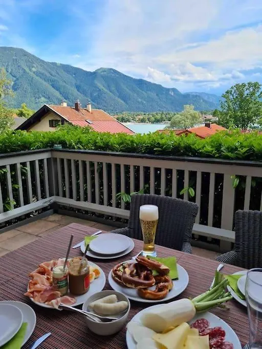 See- Und Bergblick In Bestlage Am Tegernsee Deutschland