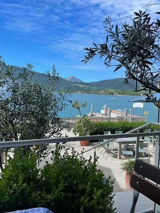 Apartment See- Und Bergblick In Bestlage Am Tegernsee